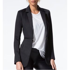 NWOT Carbon 38 tailored blazer